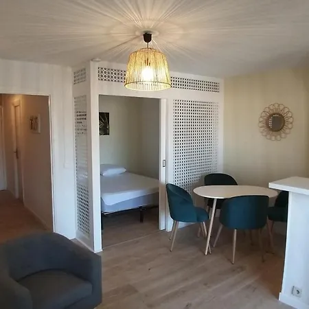Center Bay T1, 7, Les Pieds Dans L'Eau, Parking * Antibes